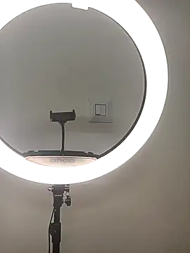 Sexy kaira01 online show from October 25, 2025, 3:29 pm