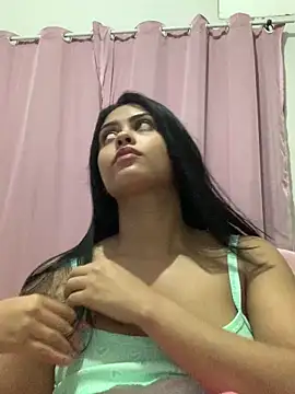 Snapshot of afroditii chatting on November 6, 2025, 1:17 am afroditii online show from November 6, 2025, 1:17 am