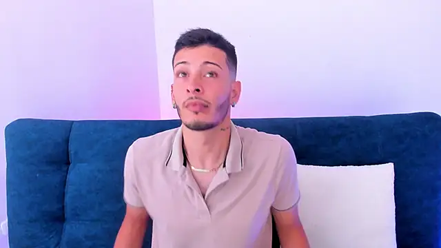 Snapshot of _Monster_cock4u_ chatting on September 24, 2025, 4:43 pm Monster cock4u online show from September 24, 2025, 4:43 pm