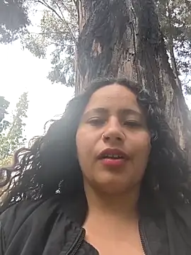 Snapshot of Yaya_watson chatting on February 5, 2026, 6:45 pm Yaya watson online show from February 5, 2026, 6:45 pm