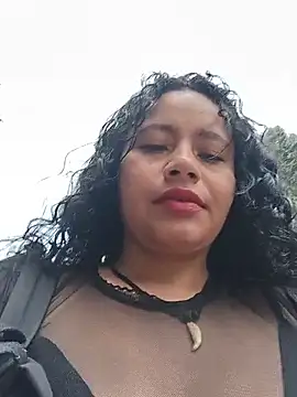 Snapshot of Yaya_watson chatting on July 9, 2026, 7:40 pm Yaya watson online show from July 9, 2026, 7:40 pm