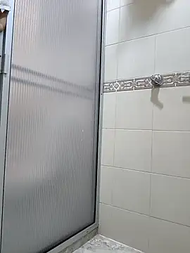 Zafiro  Brown online show from December 5, 2025, 9:29 am