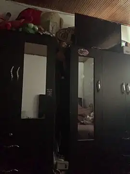 Dafne Mel online show from February 16, 2026, 4:47 pm