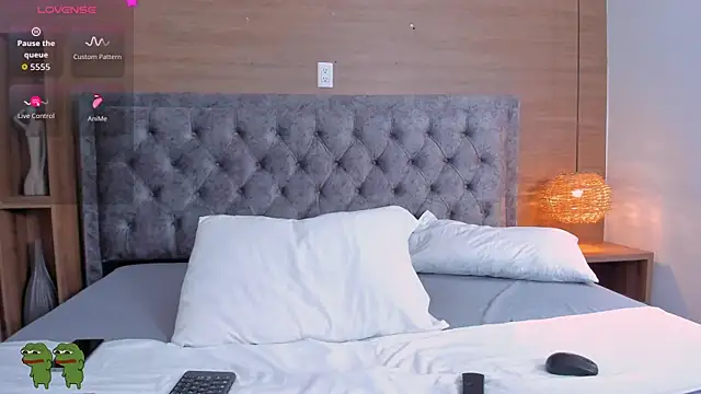 01 ashley online show from March 25, 2026, 7:53 pm