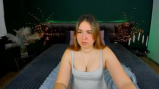 Sofii darling online show from February 11, 2026, 5:40 pm