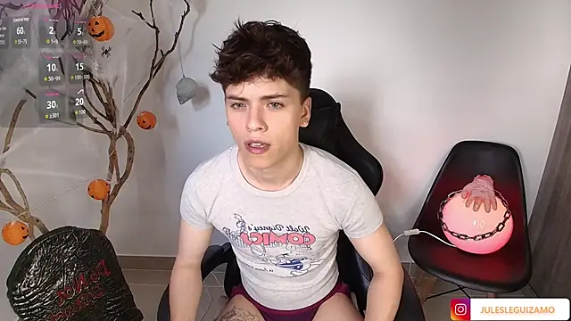 stev austin  online show from October 14, 2025, 9:15 pm