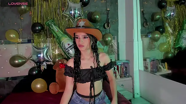 Viiolettlopez online show from October 2, 2025, 12:56 pm