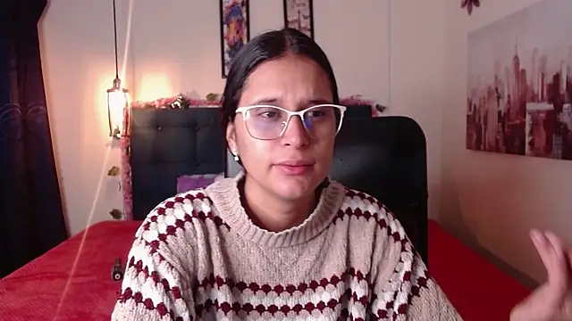 Snapshot of valentini_villa chatting on September 15, 2025, 1:33 pm valentini villa online show from September 15, 2025, 1:33 pm