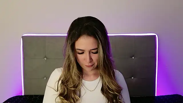 Alexandraa Gomez online show from February 13, 2026, 9:55 pm