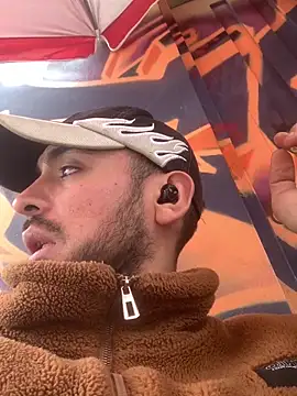 Snapshot of malek_xarx_ chatting on November 14, 2025, 2:16 pm malek xarx online show from November 14, 2025, 2:16 pm