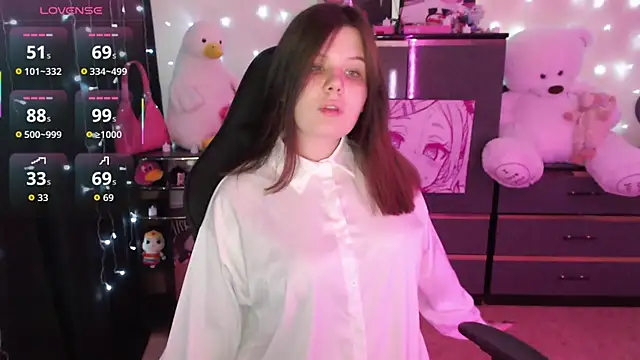 AmyVibess online show from October 10, 2025, 8:08 pm