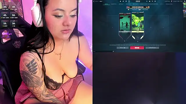 Snapshot of EternaAura chatting on October 3, 2025, 3:09 pm EternaAura online show from October 3, 2025, 3:09 pm