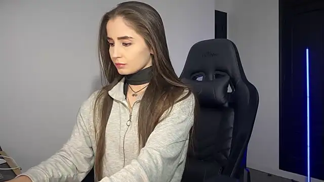 s meow online show from October 10, 2025, 8:30 pm