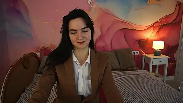 BerryDiva online show from November 6, 2025, 7:42 am