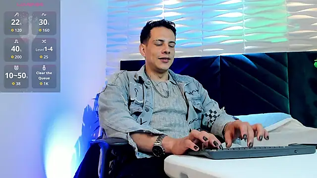 Dustin Sonne online show from May 18, 2026, 3:46 am