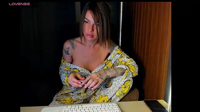 Snapshot of Antonia_Ivy chatting on January 8, 2026, 8:22 pm Antonia Ivy online show from January 8, 2026, 8:22 pm