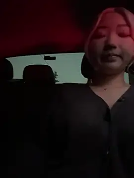 Snapshot of winter11 chatting on September 14, 2025, 9:52 am winter11 online show from September 14, 2025, 9:52 am