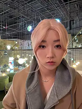 winter11 online show from March 4, 2026, 2:28 am