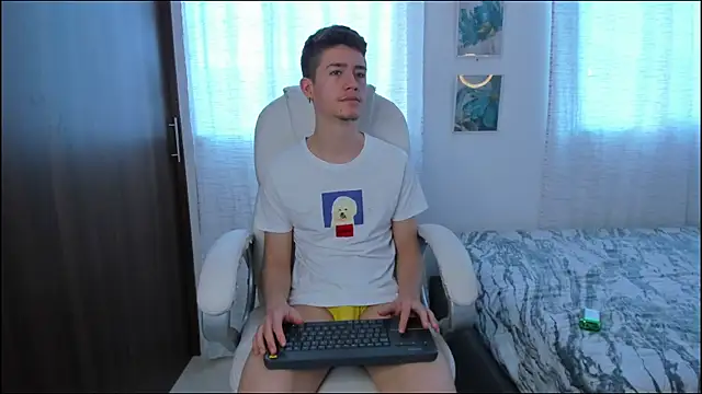 Snapshot of ThiagooJames chatting on September 29, 2025, 9:52 pm ThiagooJames online show from September 29, 2025, 9:52 pm