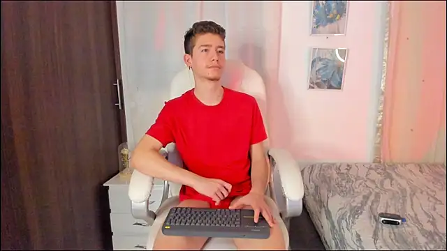 Snapshot of ThiagooJames chatting on October 12, 2025, 2:54 am ThiagooJames online show from October 12, 2025, 2:54 am