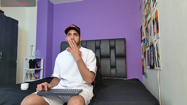 ashtoncooperr online show from October 12, 2025, 5:34 pm