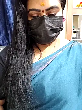 honey-flower online show from November 19, 2025, 7:47 pm