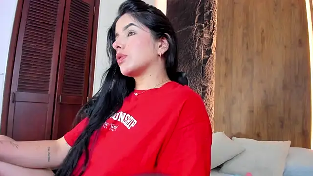 evelin lopezz online show from October 17, 2025, 2:15 am