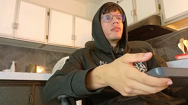 david huge online show from March 24, 2026, 1:27 pm