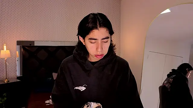 ryo light online show from October 8, 2025, 8:06 pm