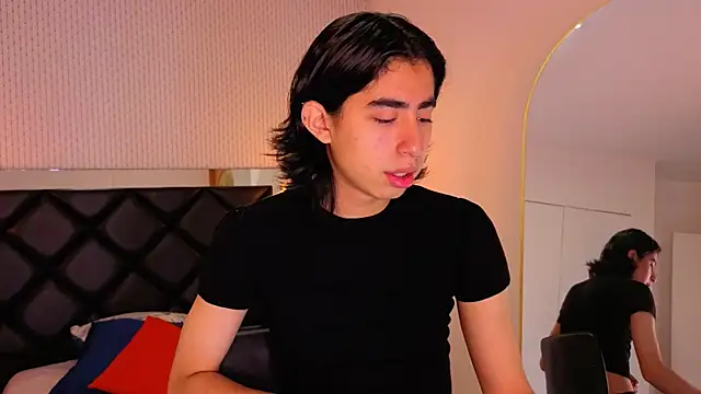 ryo light online show from October 15, 2025, 8:31 pm