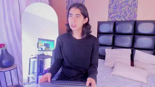 ryo light online show from January 18, 2026, 3:54 am