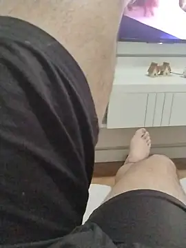 LeoMaduroSP online show from October 3, 2025, 1:02 am