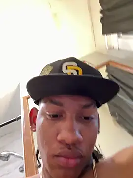 Snapshot of mikyng chatting on October 8, 2025, 1:31 pm mikyng online show from October 8, 2025, 1:31 pm