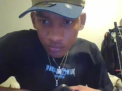 Snapshot of mikyng chatting on December 23, 2025, 5:27 am mikyng online show from December 23, 2025, 5:27 am