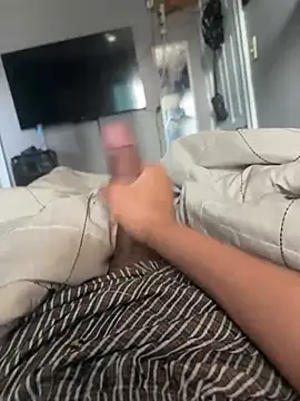 Snapshot of mikyng chatting on March 11, 2026, 2:56 pm mikyng online show from March 11, 2026, 2:56 pm