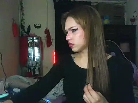 Snapshot of Xrussoaprilofficial chatting on June 15, 2026, 4:58 am Xrussoaprilofficial online show from June 15, 2026, 4:58 am