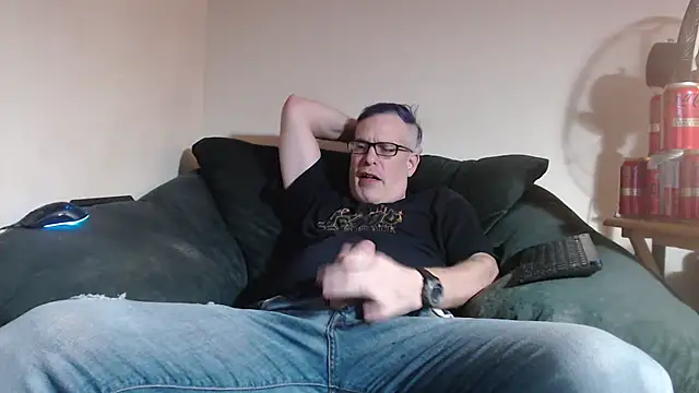 Snapshot of nerdy6 chatting on May 6, 2026, 5:03 am nerdy6 online show from May 6, 2026, 5:03 am