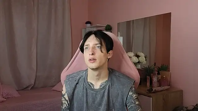 Martin Jin online show from October 14, 2025, 12:17 pm