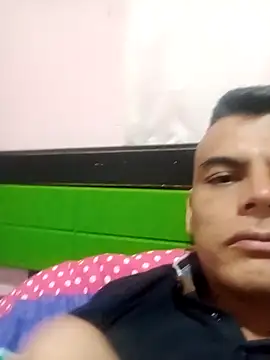 ozama423 online show from September 27, 2025, 2:05 am