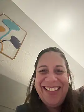 PrettyKittyMia online show from March 29, 2026, 5:57 pm