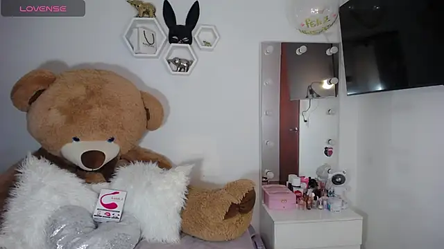 Snapshot of channel-rose1 chatting on October 1, 2025, 12:16 am channel-rose1 online show from October 1, 2025, 12:16 am