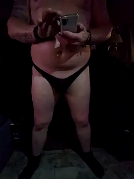 JoeyUhOh online show from November 11, 2025, 7:30 am