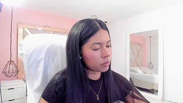 samantaa shy online show from November 28, 2025, 2:47 am