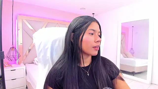 samantaa shy online show from March 24, 2026, 12:59 am