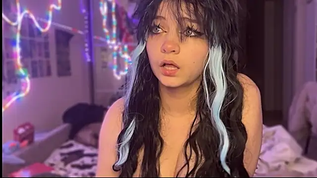 Snapshot of nikoli_naw chatting on October 26, 2025, 2:12 pm nikoli naw online show from October 26, 2025, 2:12 pm