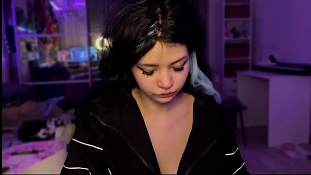 Snapshot of nikoli_naw chatting on November 13, 2025, 5:01 pm nikoli naw online show from November 13, 2025, 5:01 pm