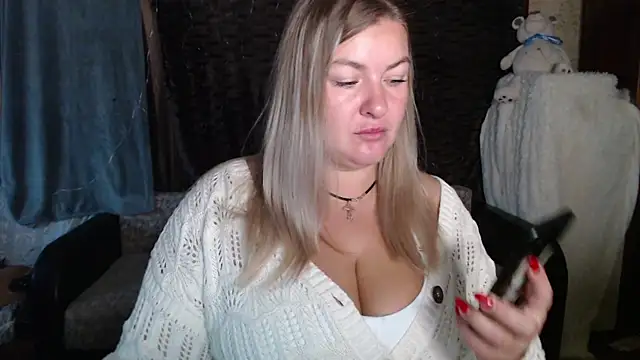 NikaSkylink online show from October 13, 2025, 3:50 am