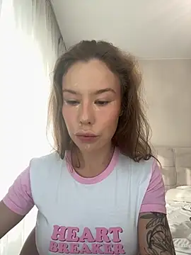 Ashley Roys online show from September 28, 2025, 11:15 am