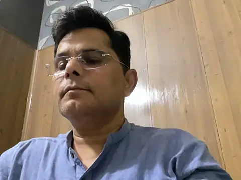 ultimatebooboo online show from April 19, 2026, 7:18 am