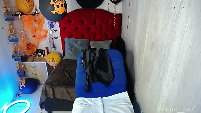 karina  milff online show from October 28, 2025, 4:38 am